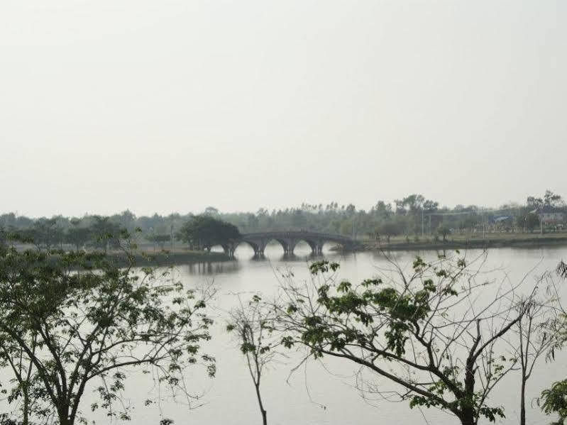 Trakan Phut Phon Suporn Lakeview מראה חיצוני תמונה